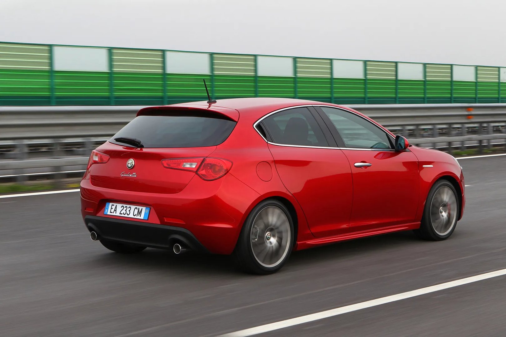 Alfa Romeo_Giulietta_3_generation__Hatchback_5-door__10.jpg