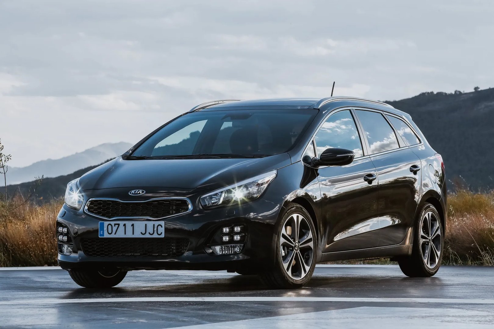 Kia Ceed 2 generation, restyling  Estate 5-door