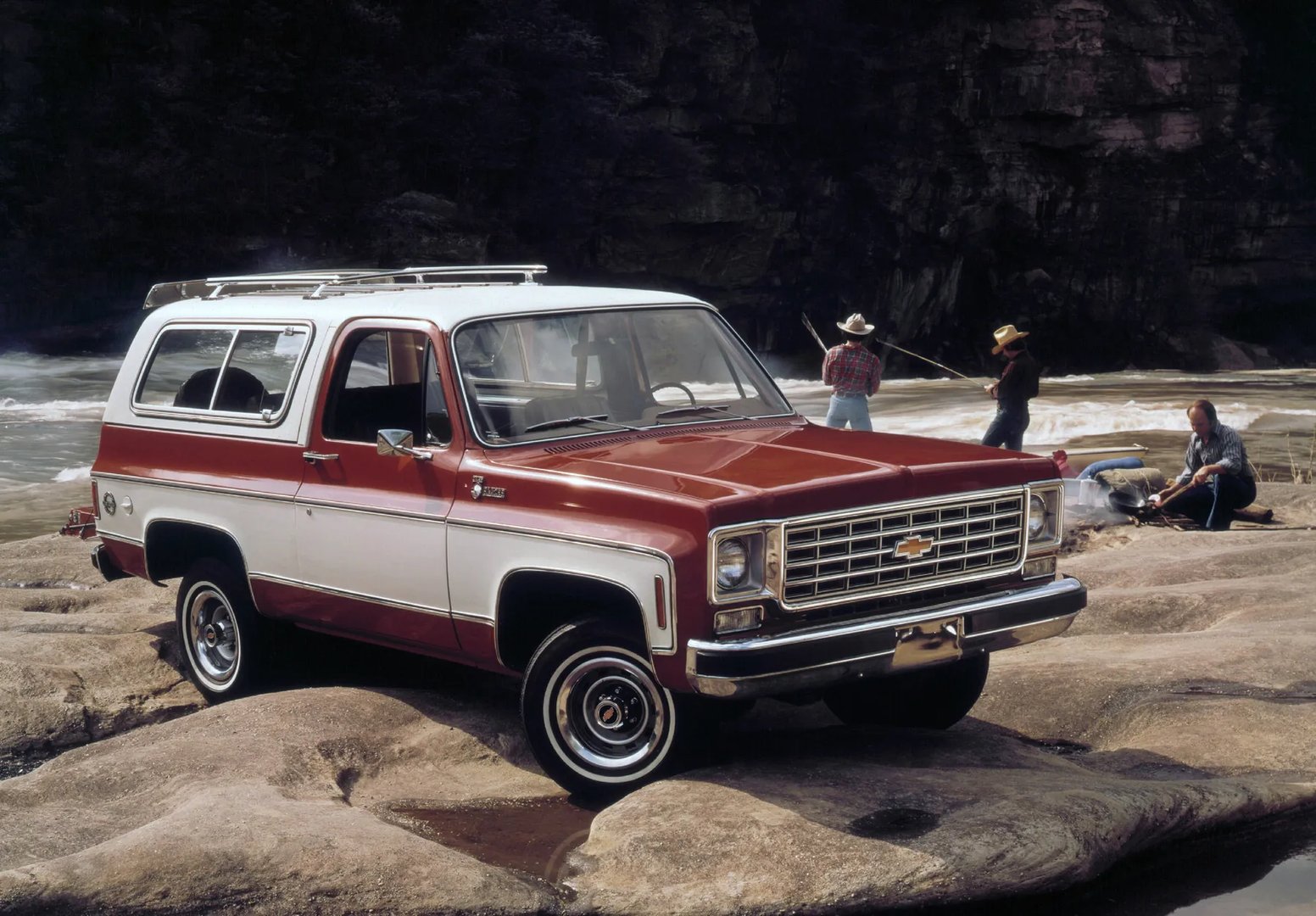 Chevrolet_Blazer_K5_2_generation__SUV_3-doors__6.jpg