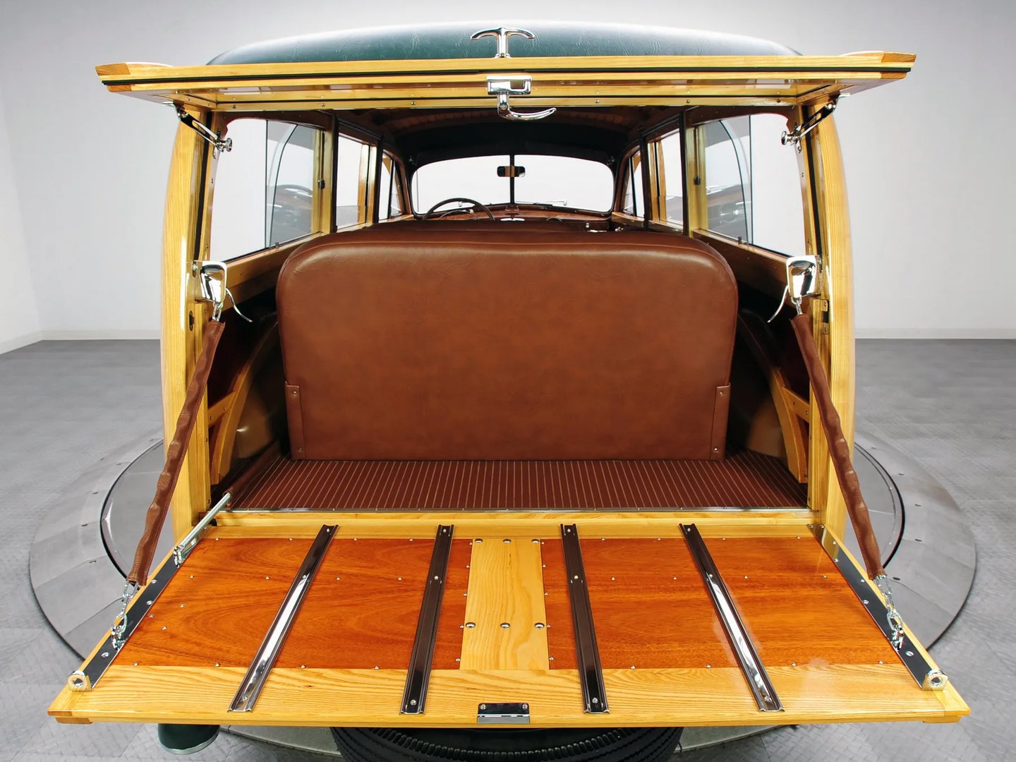 Chevrolet_Fleetmaster_1_generation__Estate_5-door__11.jpg