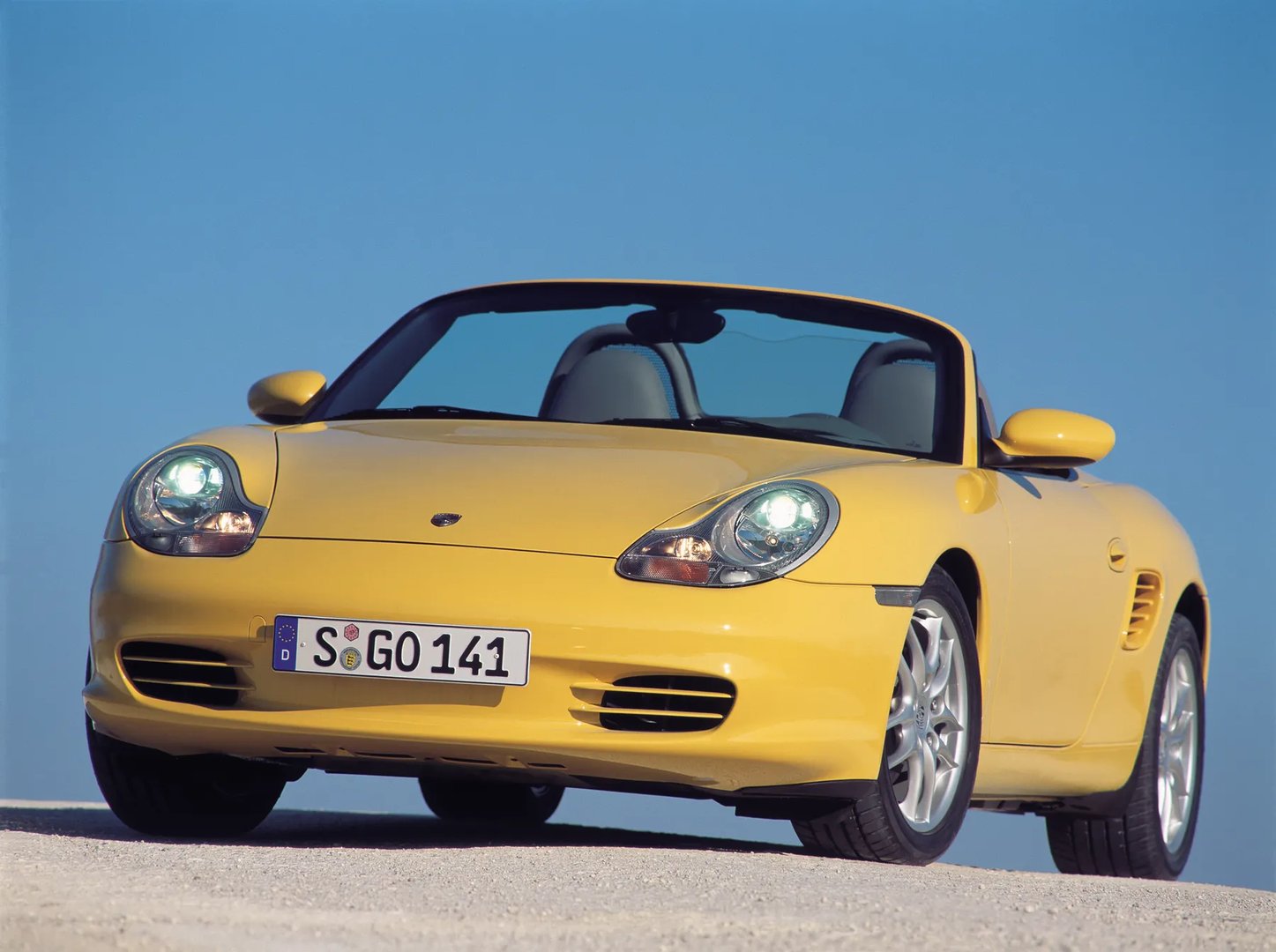 —  Roadster
