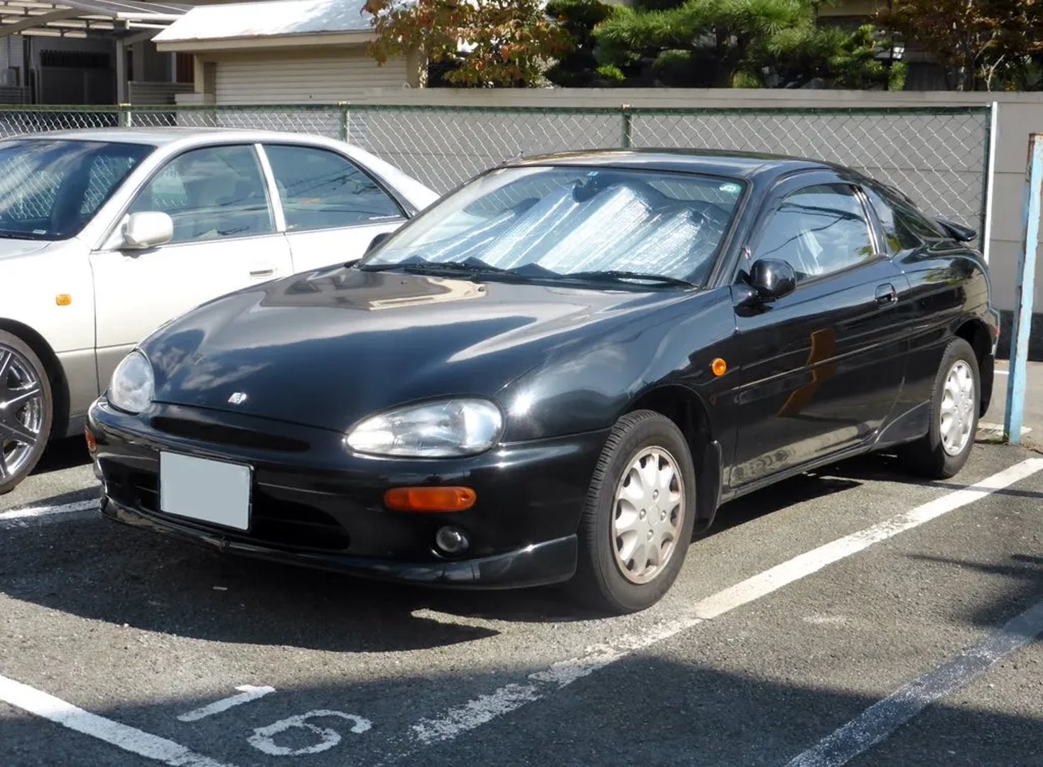 Mazda_Autozam_AZ-3_1_generation__Coupe__2.jpg