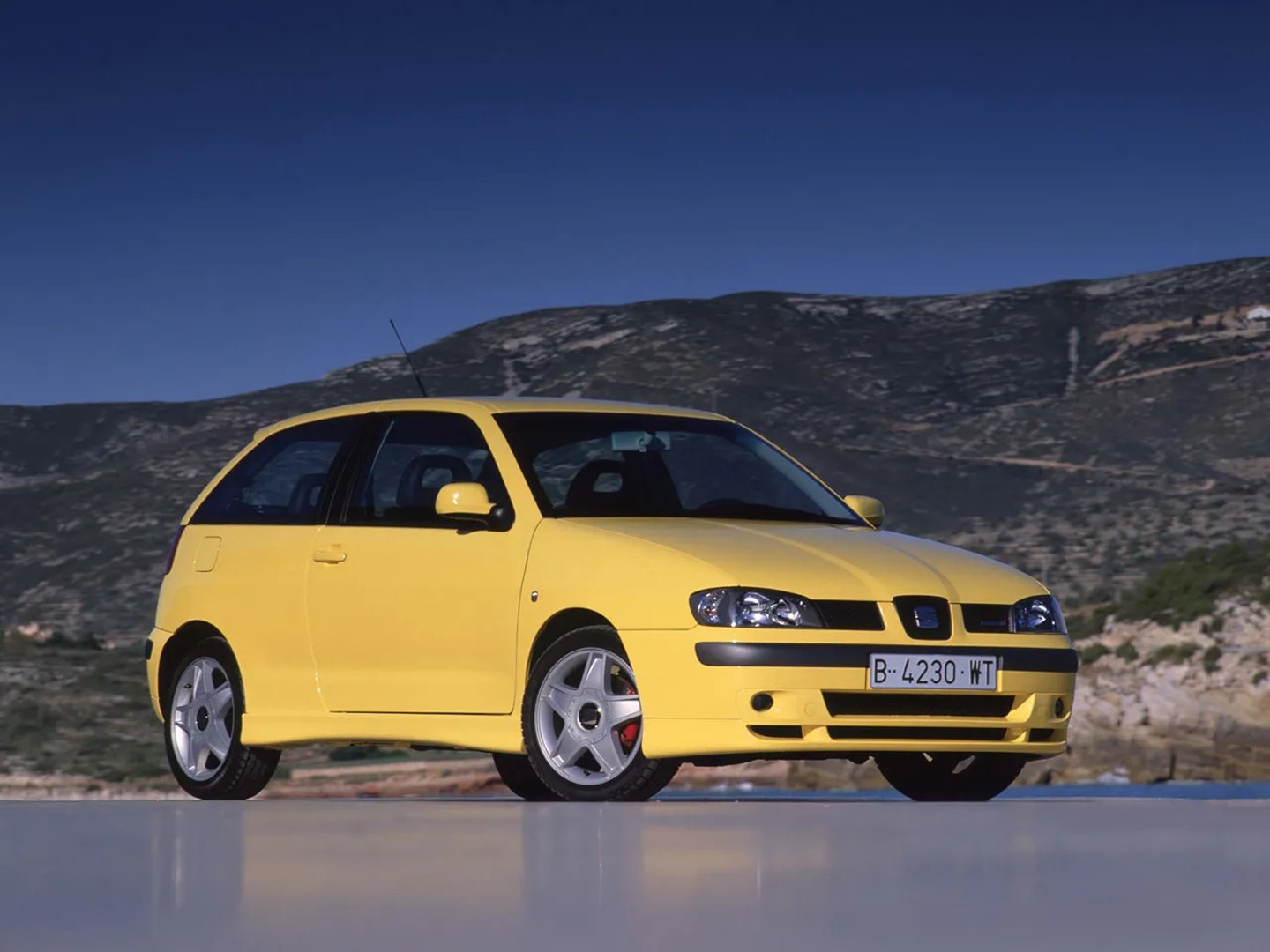 2 generation, restyling 
