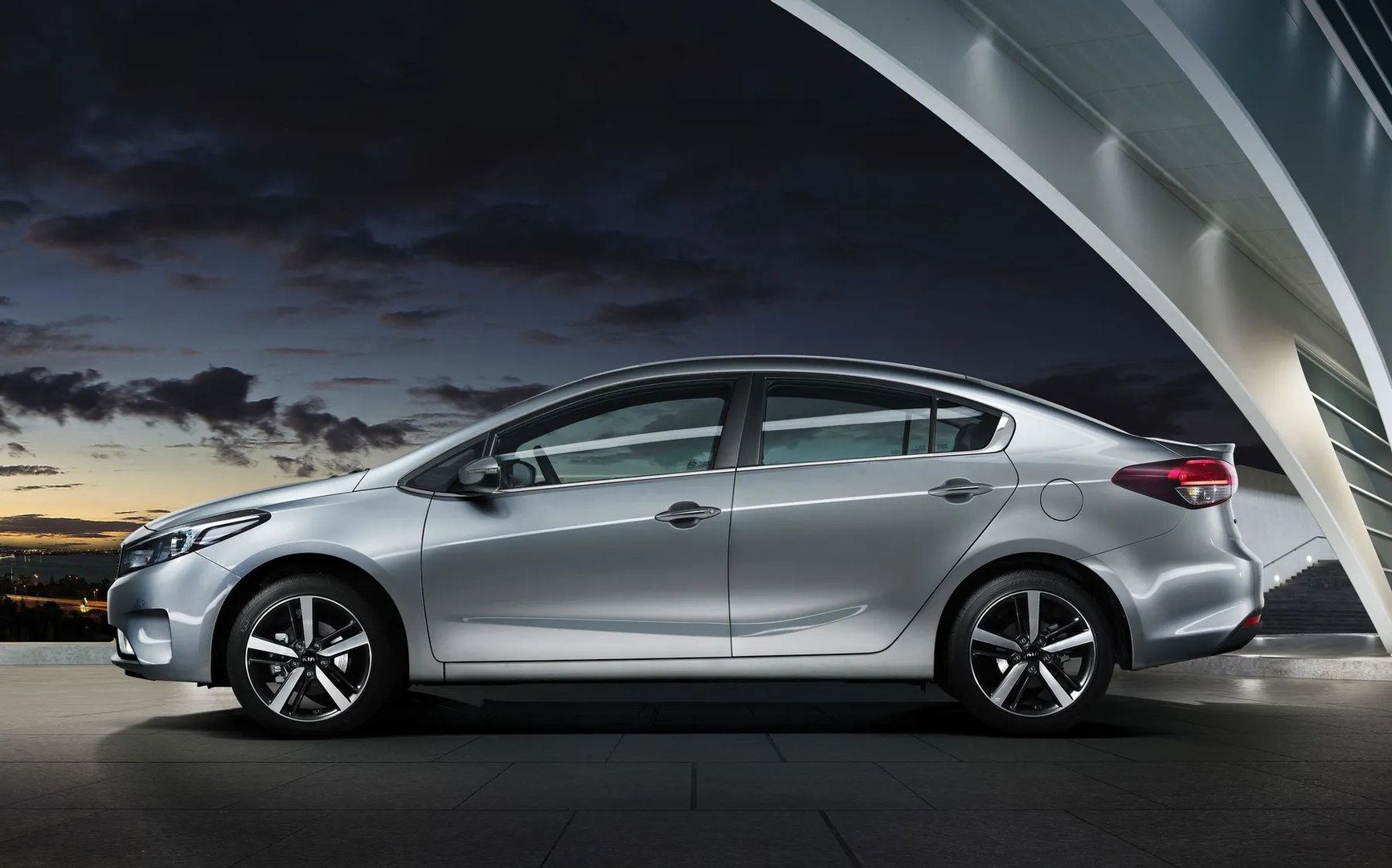 Kia_Cerato_3_generation_restyling__Sedan__3.jpg