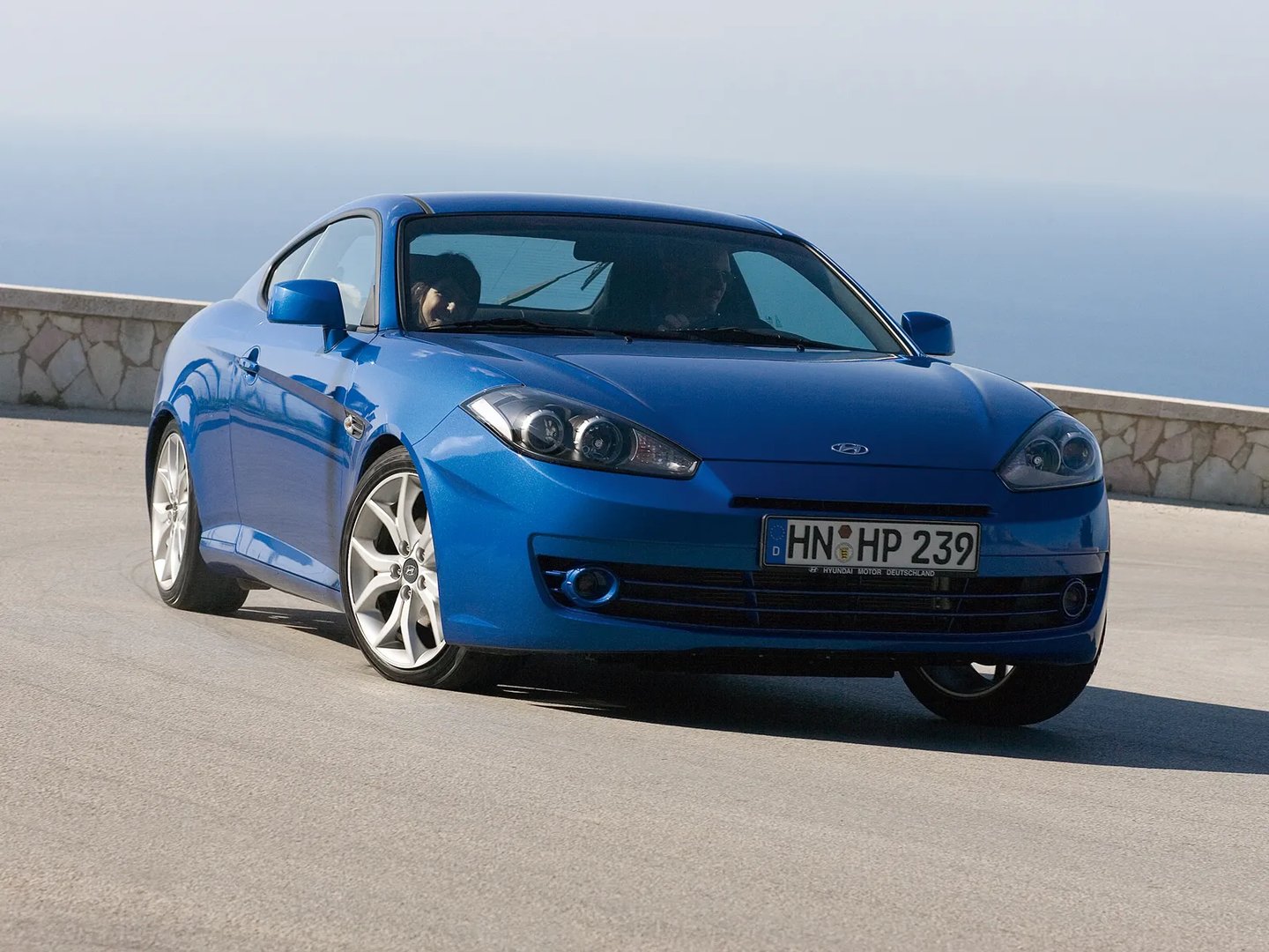 Hyundai_Coupe_2_generation_restyling__Coupe__11.jpg