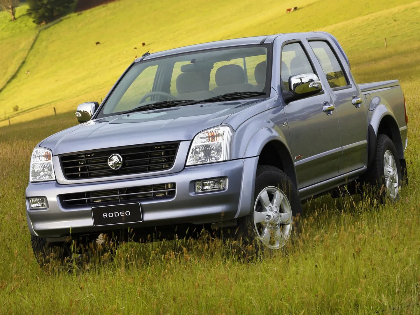 Holden_Rodeo_1_generation__Pickup_double-cab__2.jpg