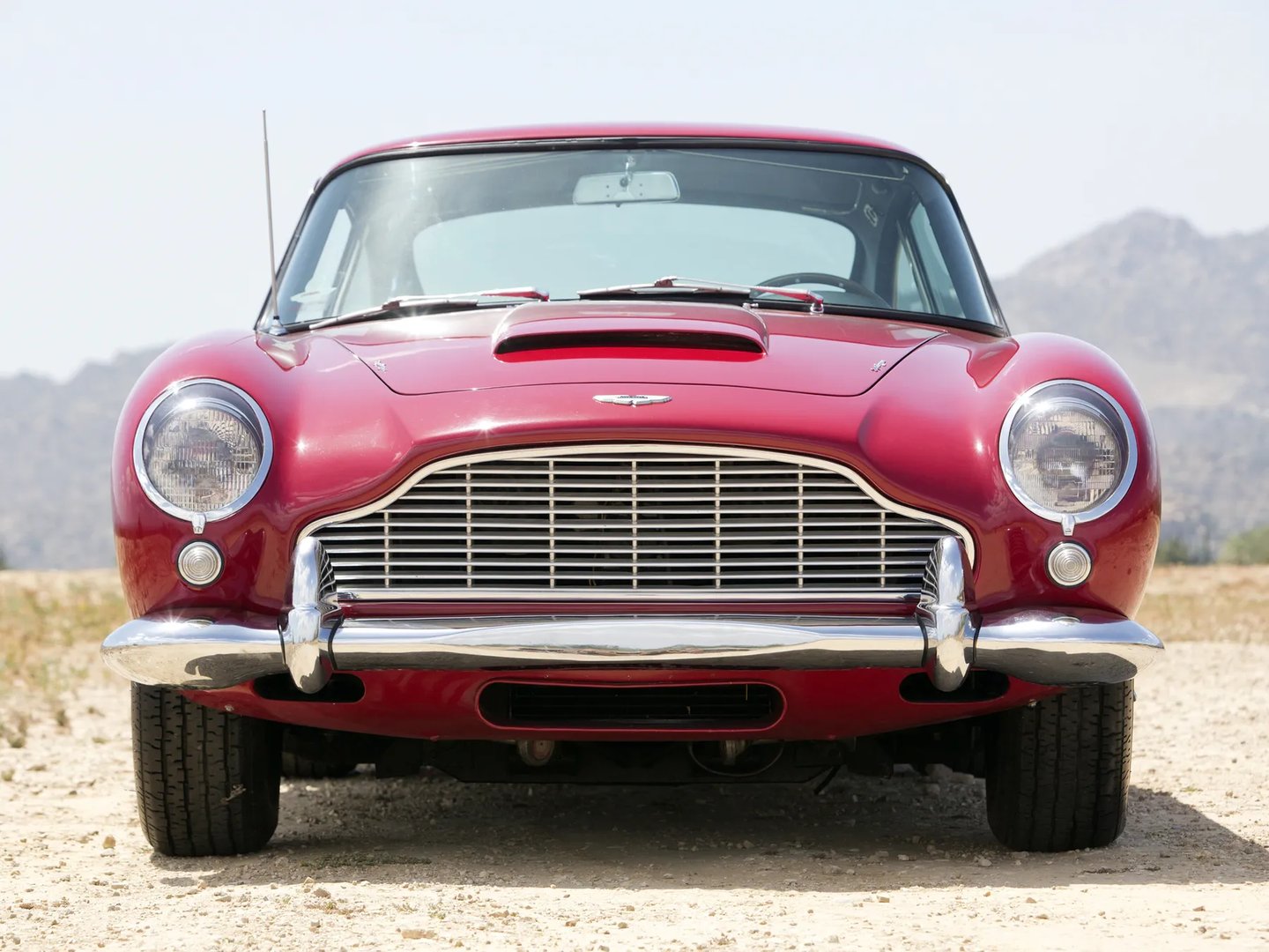 Aston Martin_DB5_1_generation__Coupe__4.jpg