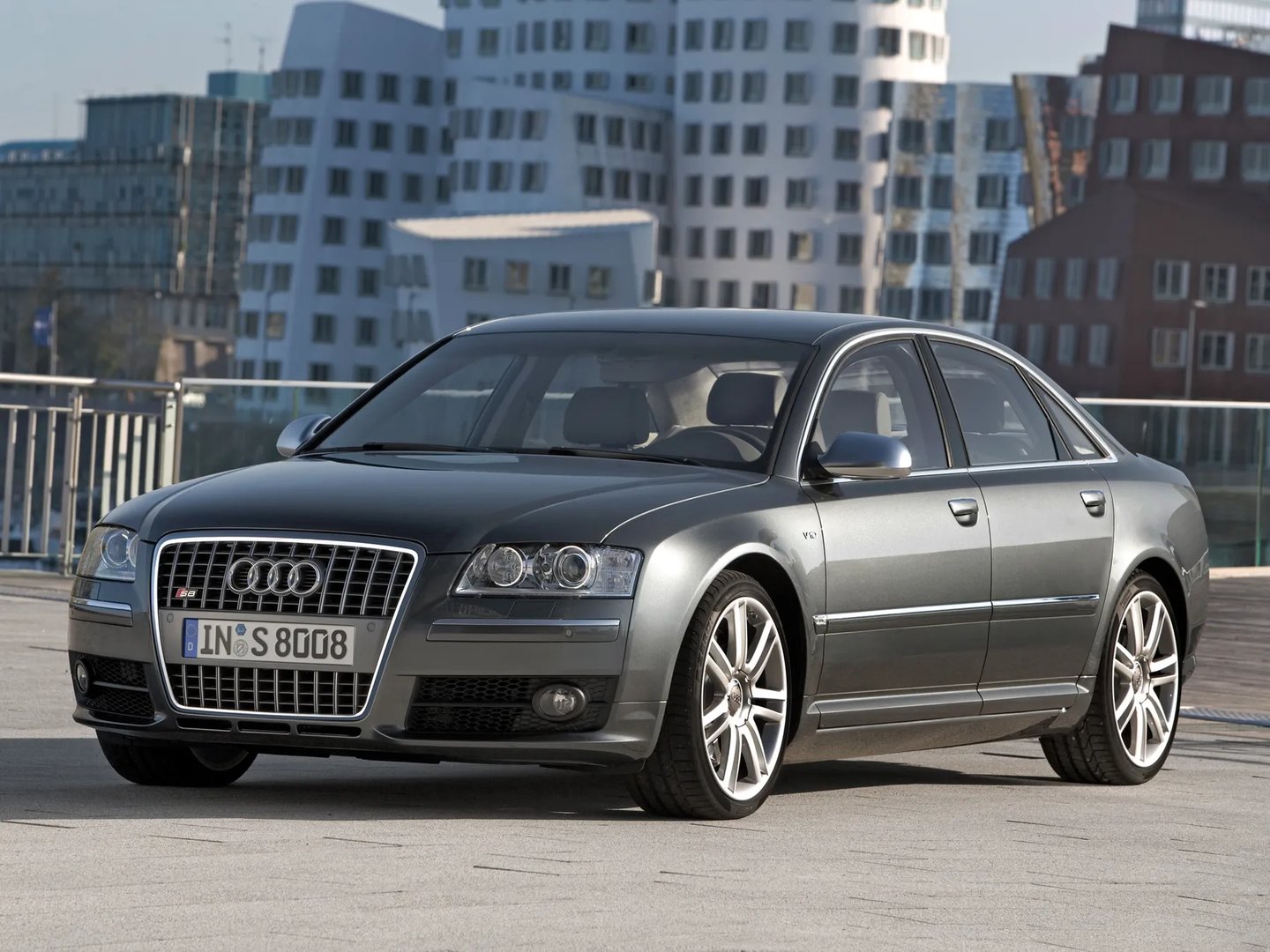 Audi_S8_2_generation__Sedan__6.jpg