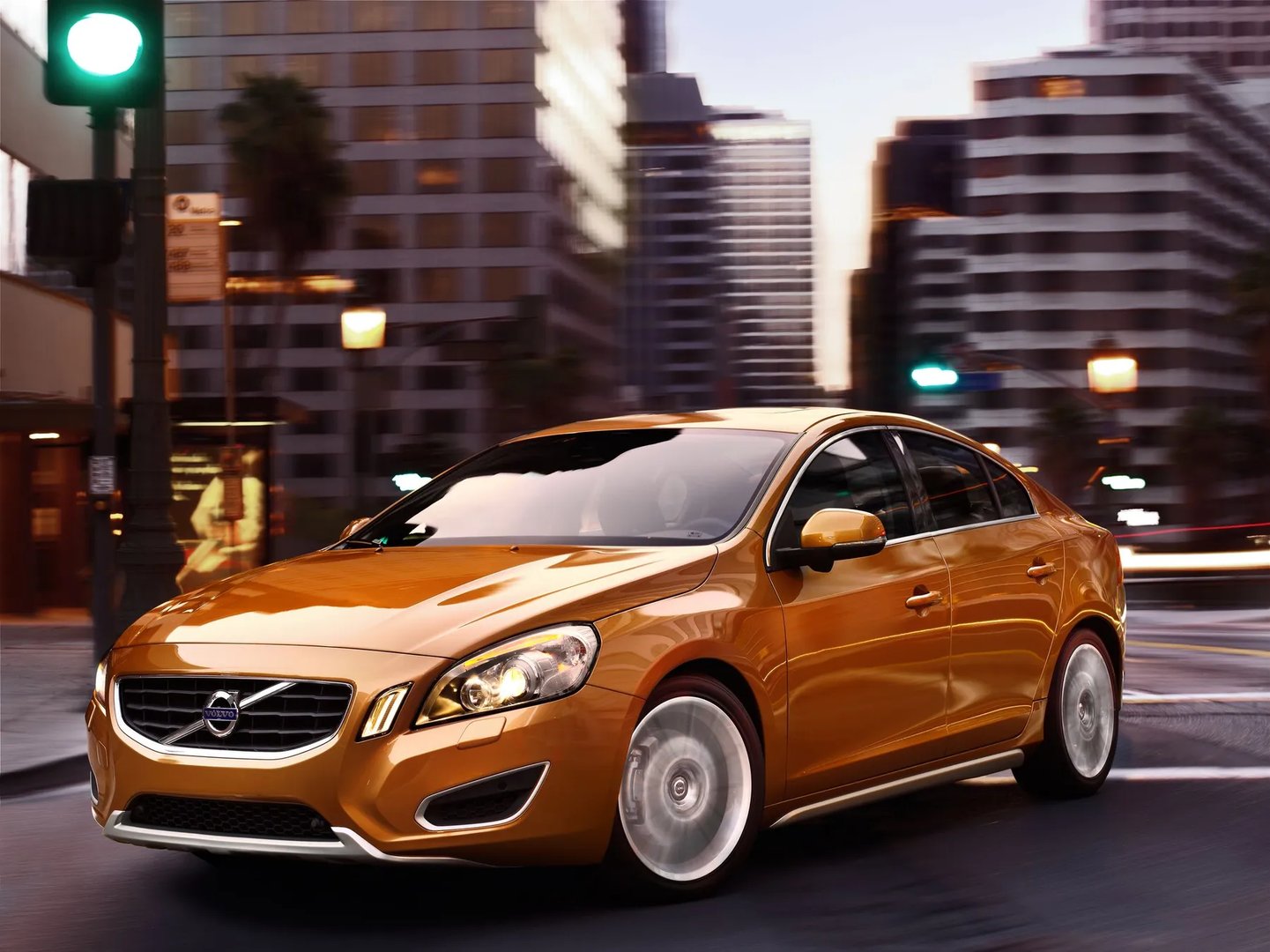 Volvo_S60_2_generation__Sedan__3.jpg