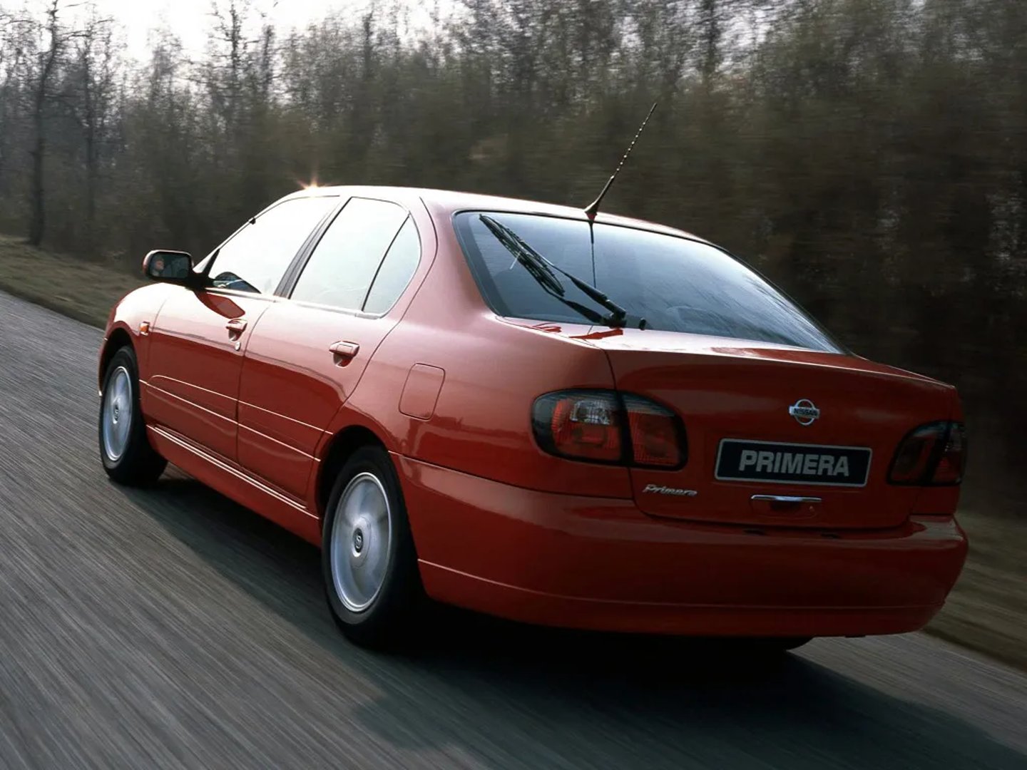 Nissan_Primera_2_generation_restyling__Sedan__1.jpg