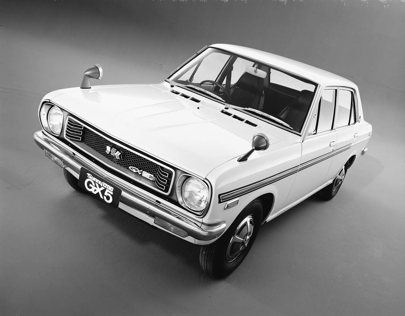 Nissan_Sunny_2_generation__Sedan__3.jpg