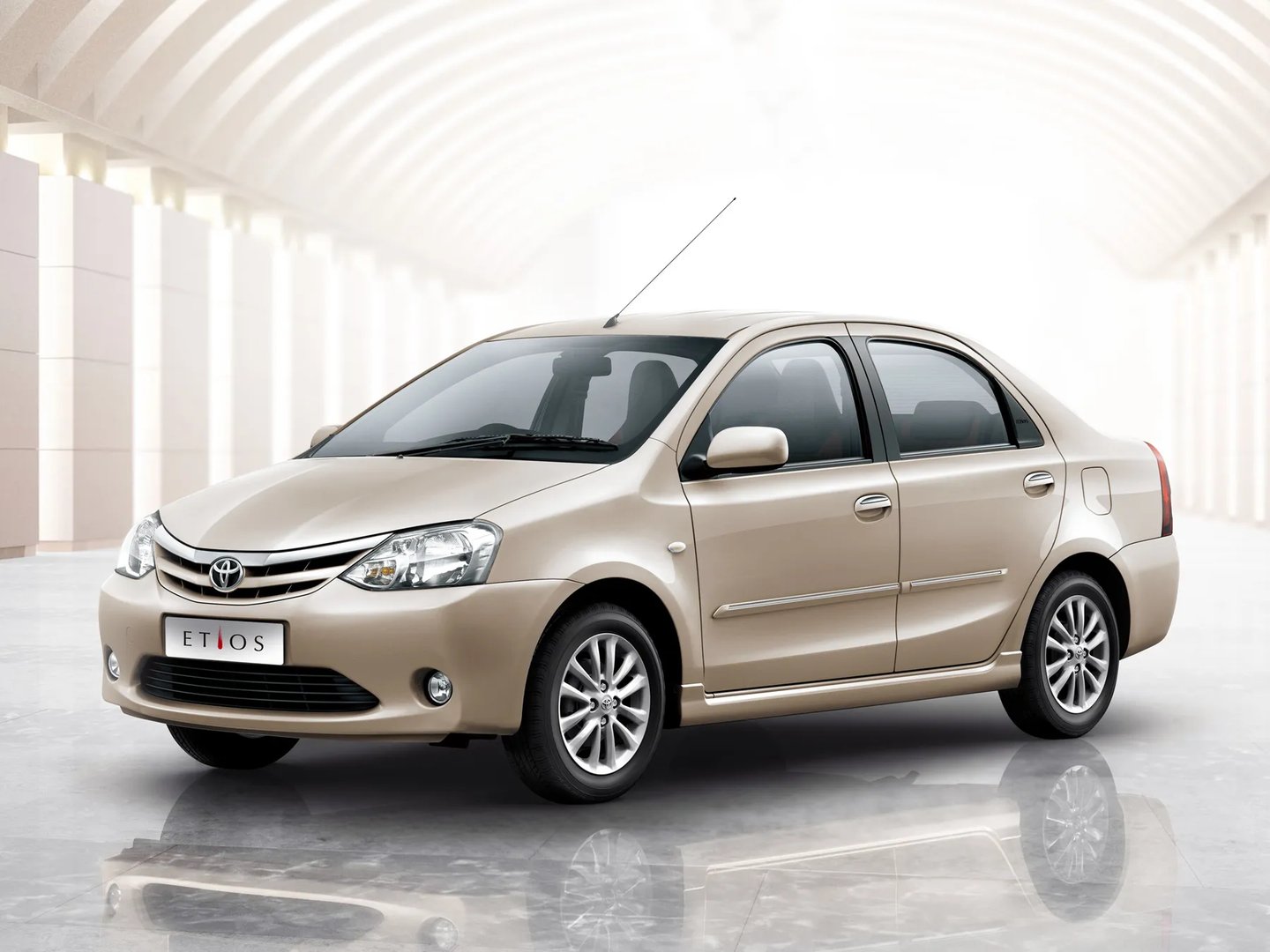 Toyota_Etios_1_generation__Sedan__7.jpg