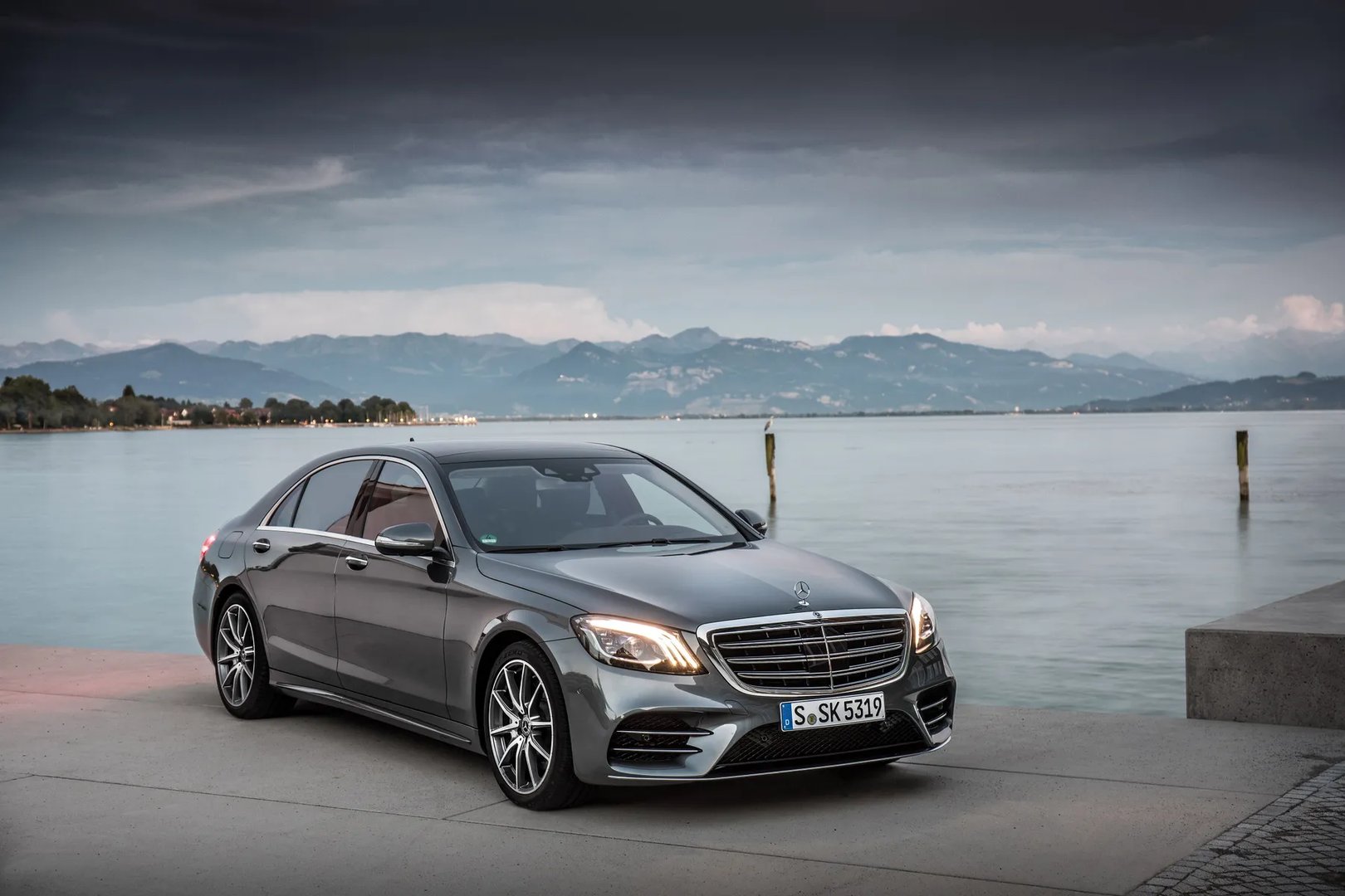 Mercedes_S-Class_6_generation_restyling__Sedan_Long__1.jpg