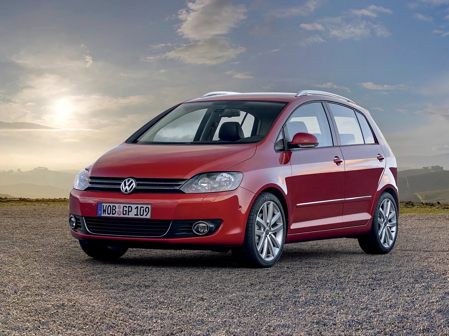 Volkswagen_Golf_Plus_2_generation__Hatchback_5-door__5.jpg