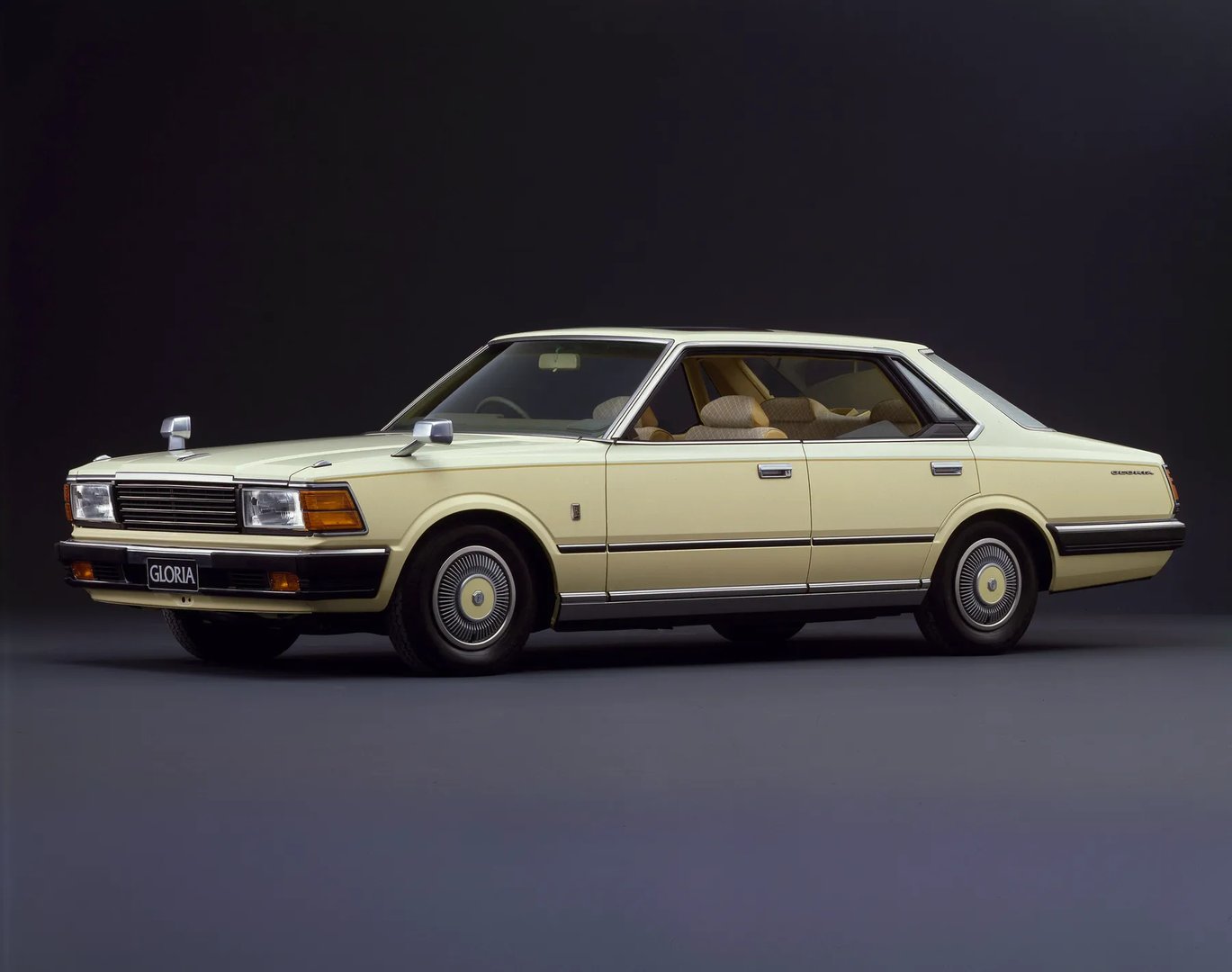 Nissan_Gloria_6_generation__Sedan_Hardtop__1.jpg