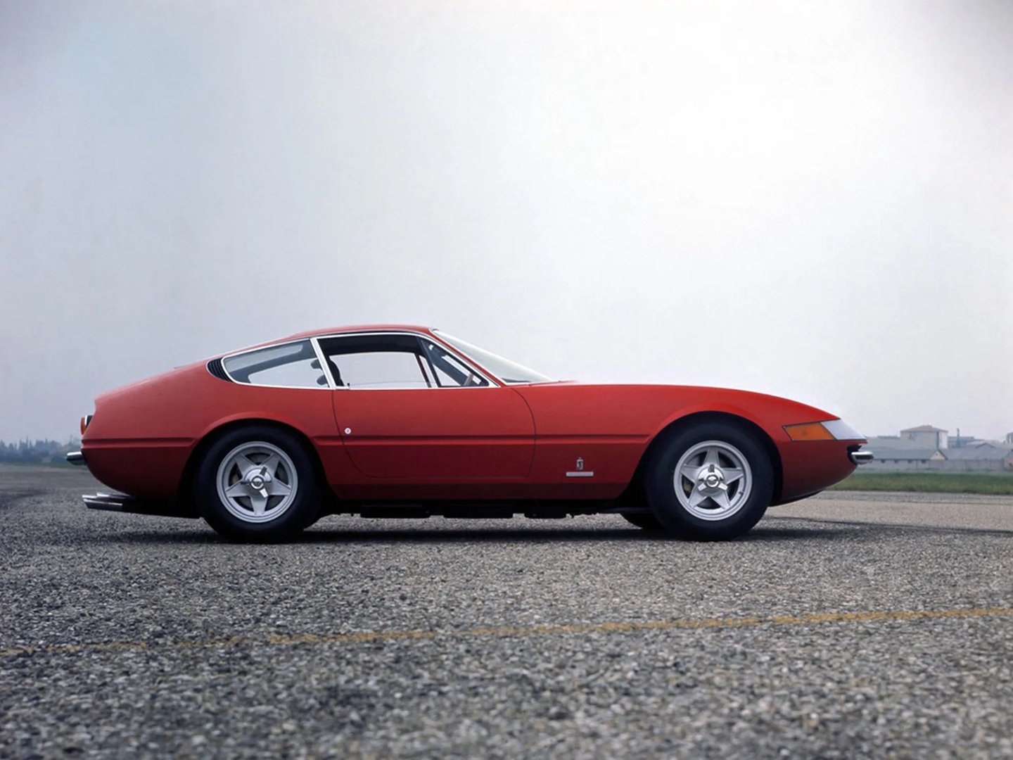 Ferrari_365_GTS_Daytona_1_generation__Coupe__6.jpg