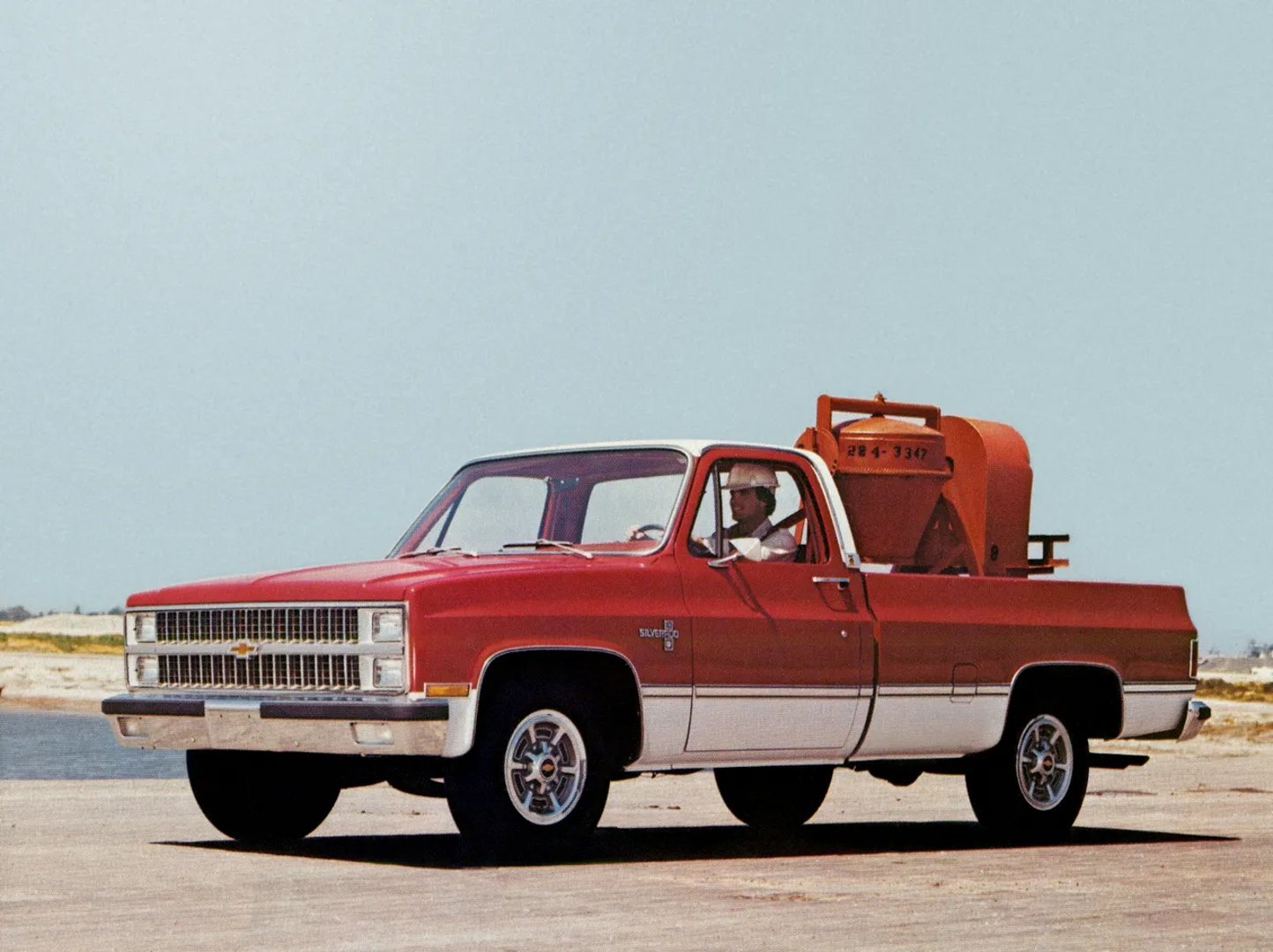 Chevrolet_C_K_3_generation__Pickup_single-cab__2.jpg