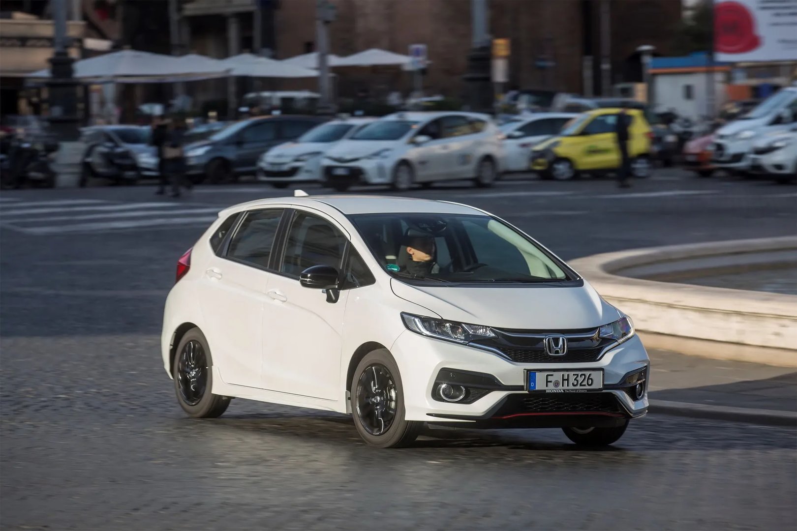 Honda_Jazz_3_generation_restyling__Mini_5-doors__3.jpg