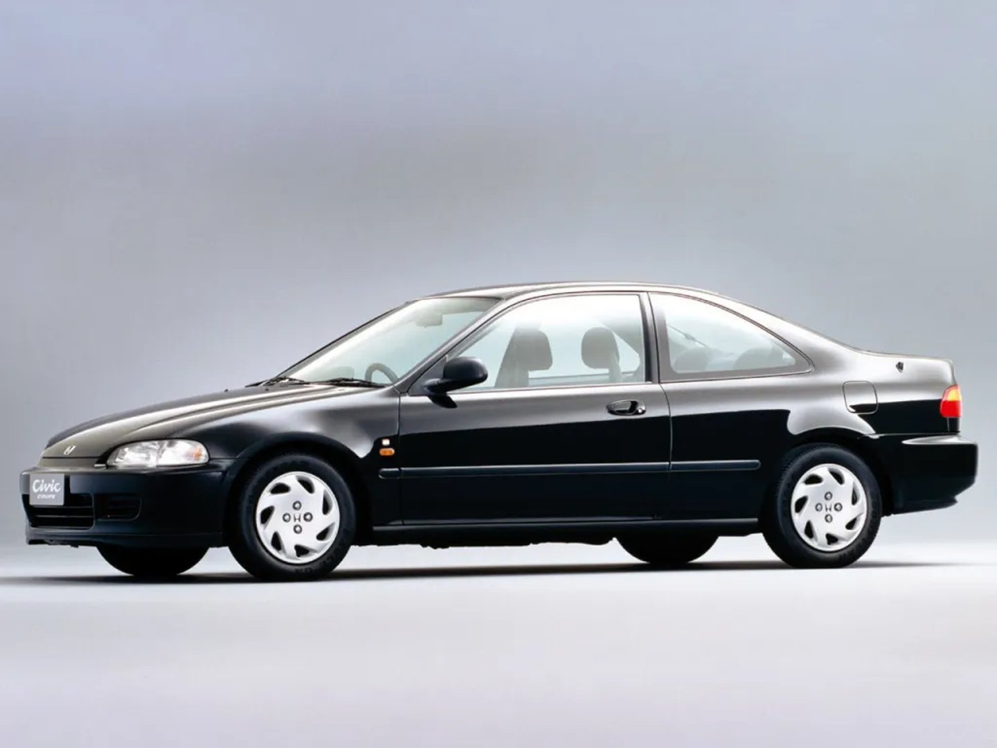 Honda_Civic_5_generation__Coupe__2.jpg