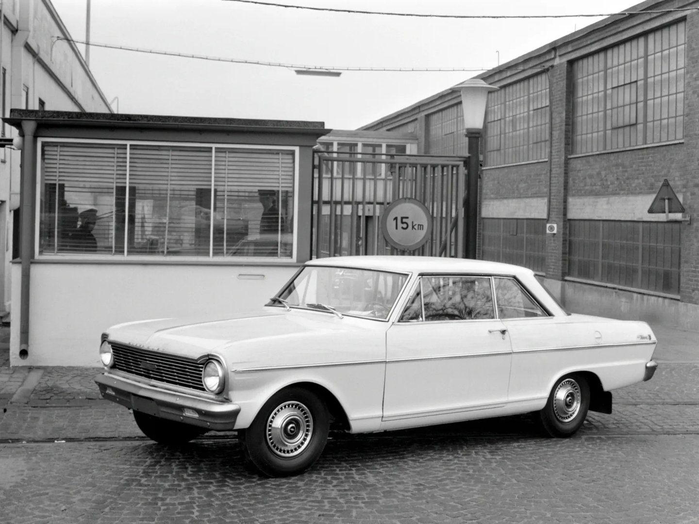 Chevrolet_Nova_1_generation__Coupe_Hardtop__6.jpg