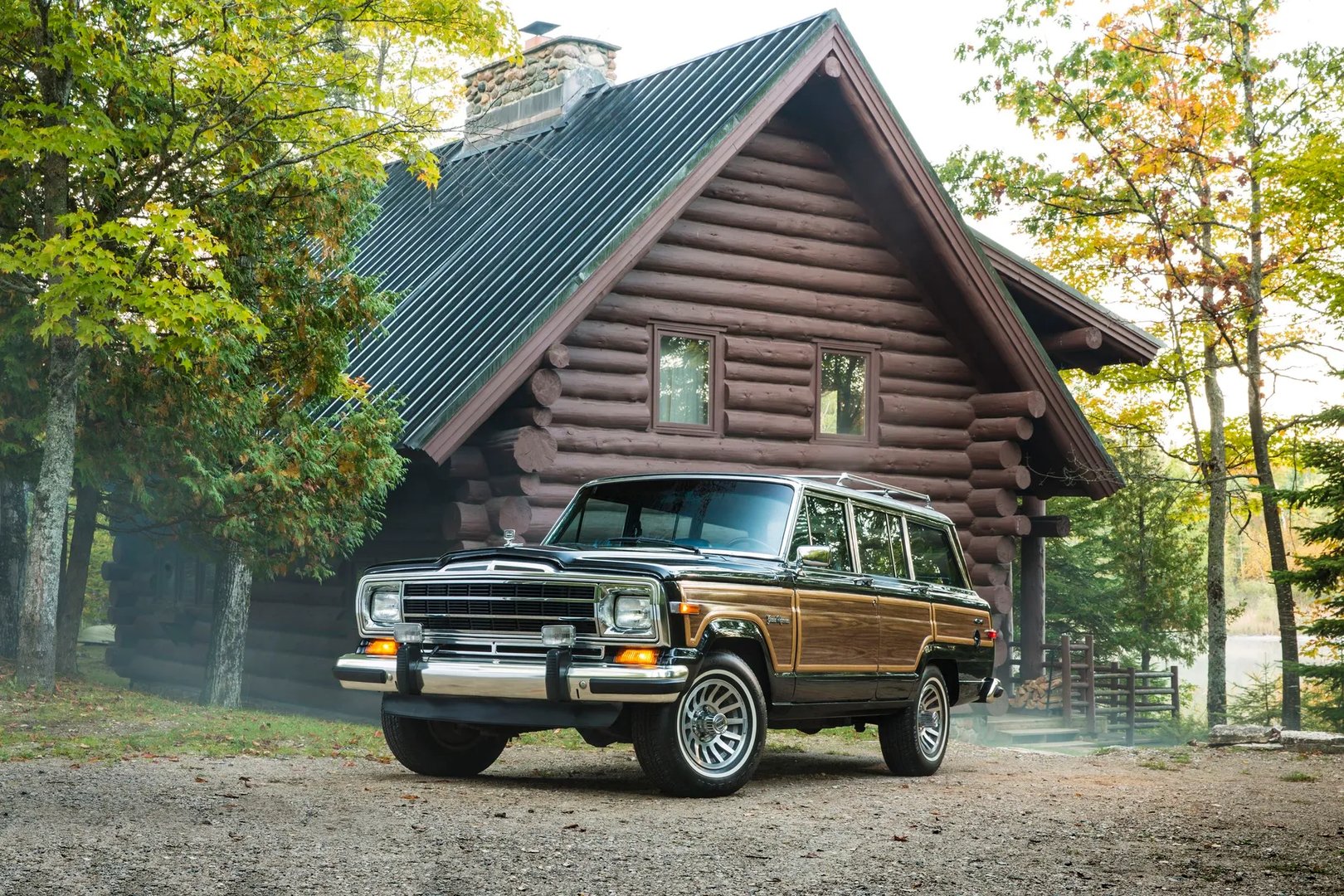 Jeep_Grand_Wagoneer_1_generation__SUV_5-doors__13.jpg