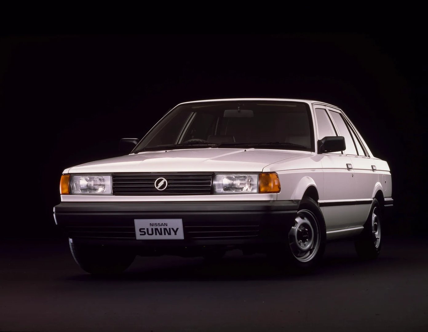 Nissan Sentra 2 generation  Sedan