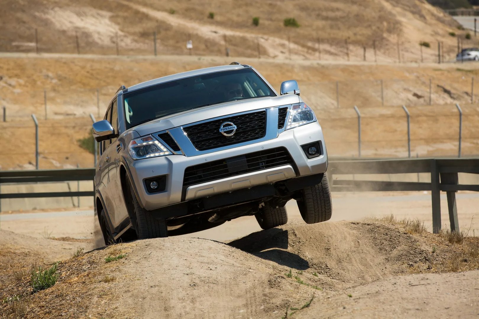 Nissan_Armada_2_generation__SUV_5-doors__1.jpg