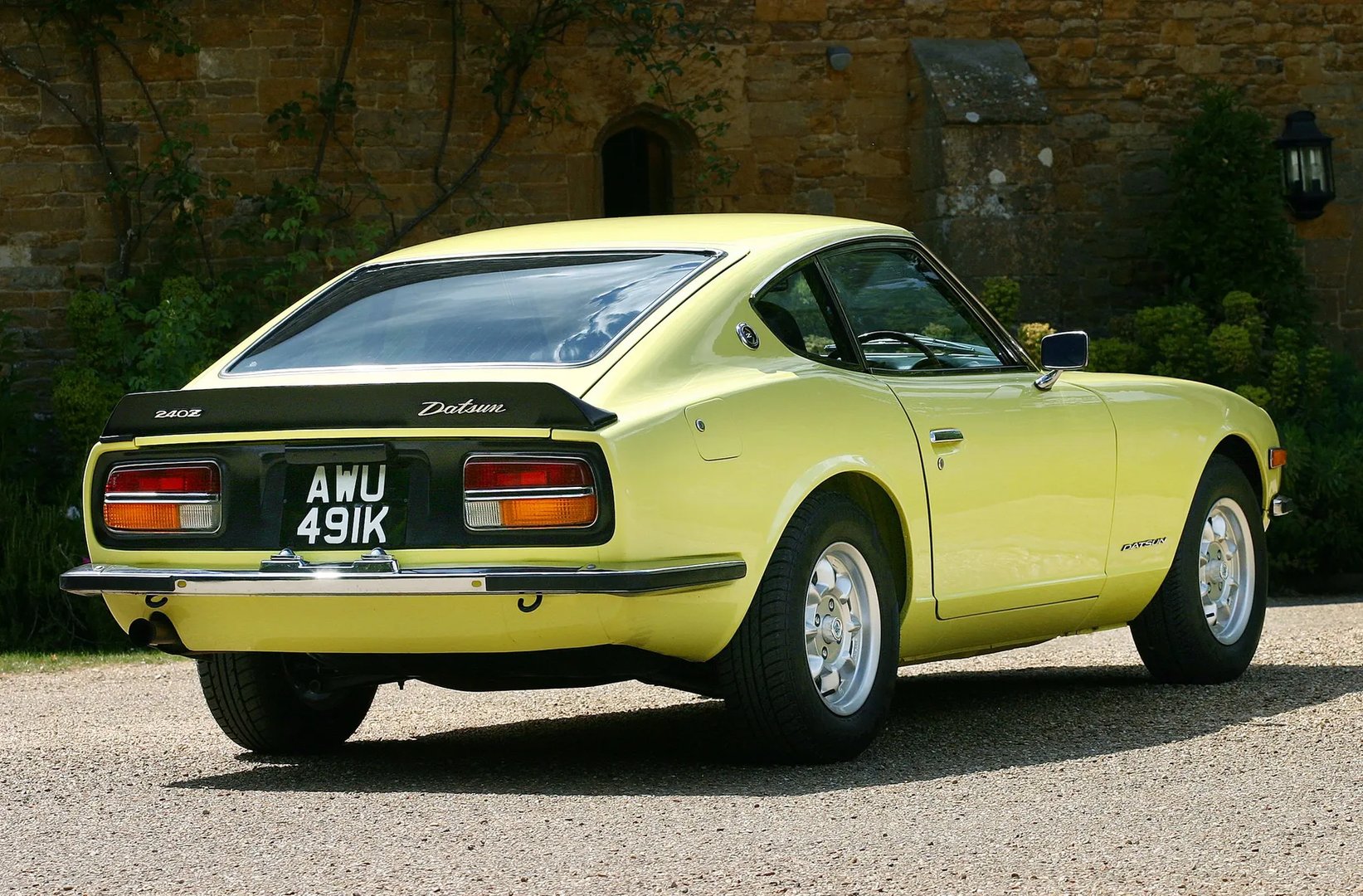 Datsun_240Z_1_generation__Coupe__1.jpg
