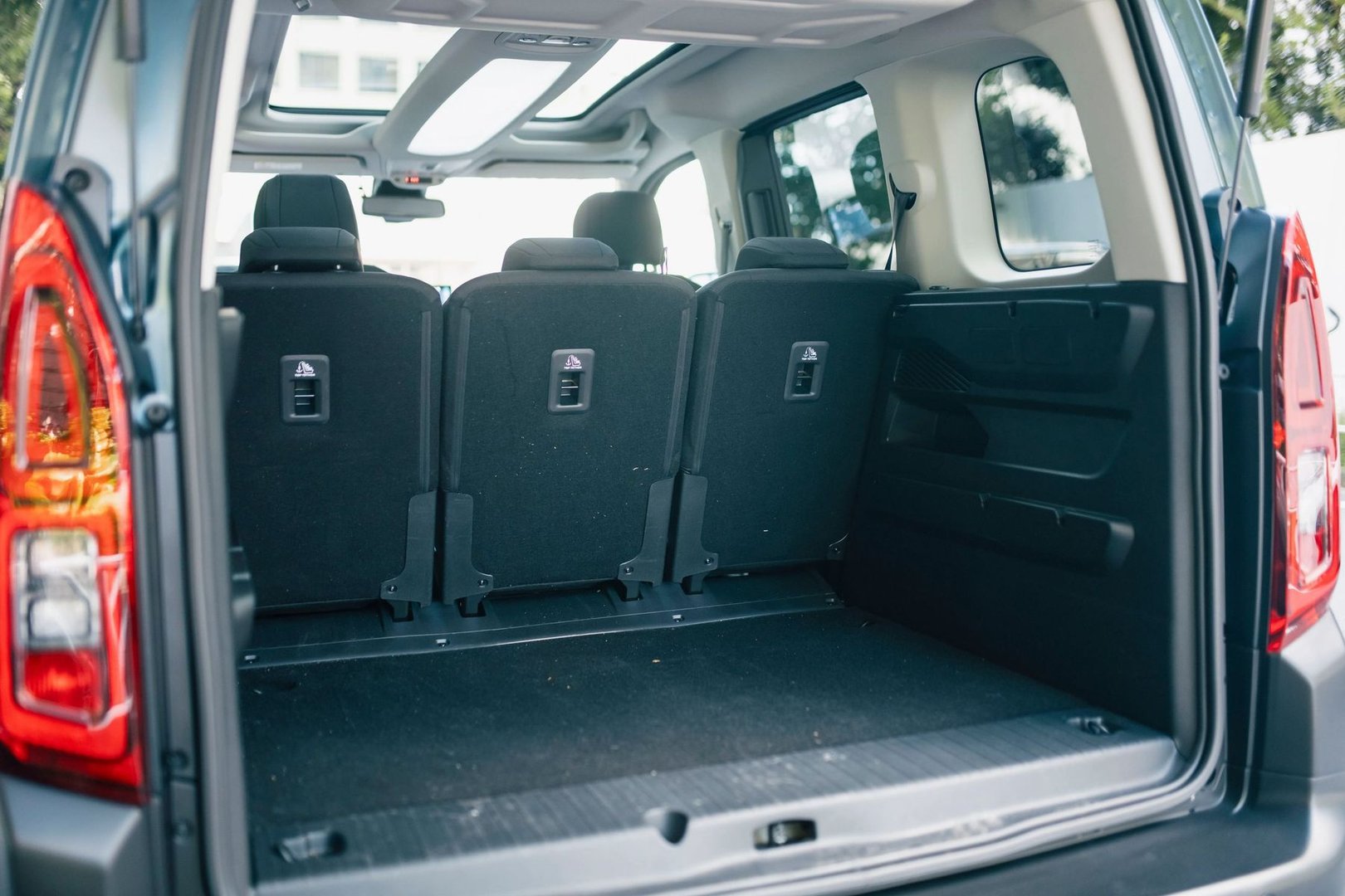 citroen_Berlingo_3_generation_restyling__Compact_Van_Long__20.jpg