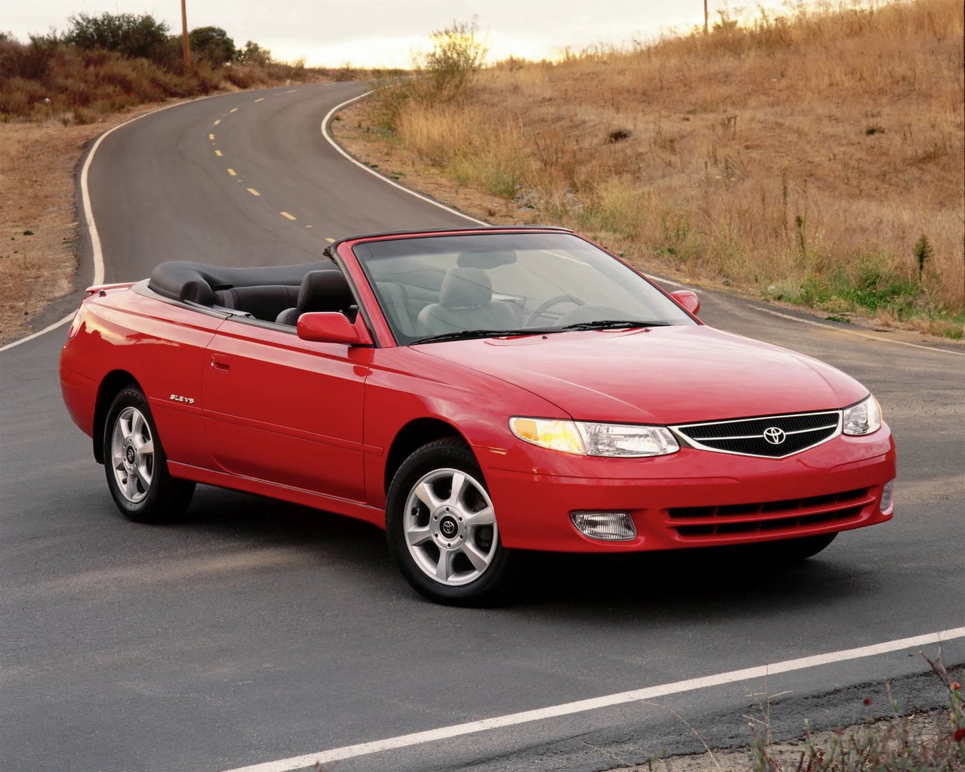 Toyota_Camry_Solara_1_generation__Cabrio__2.jpg