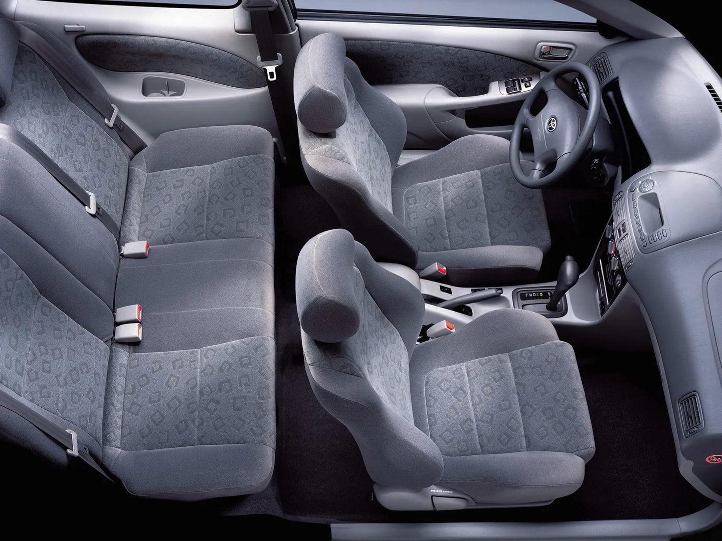 Toyota_Corolla_8_generation_restyling__Hatchback_3-door__7.jpg