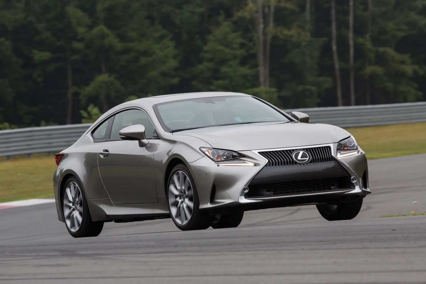 Lexus_RC_1_generation__Coupe__8.jpg