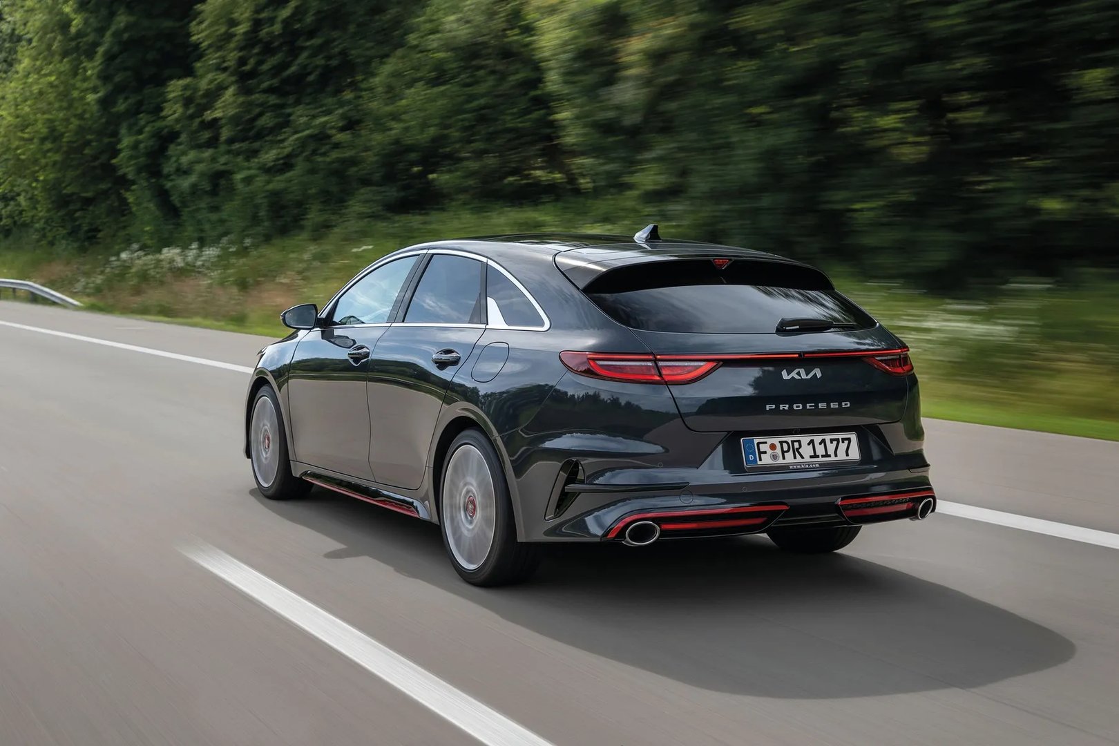 Kia_Proceed_1_generation_restyling_1__Estate_5-door__1.jpg