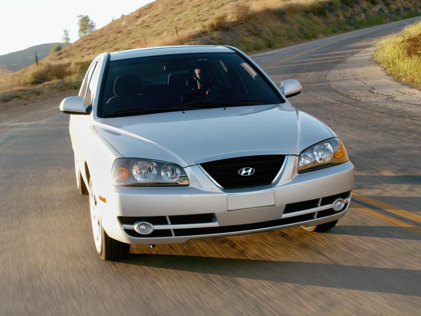Hyundai_Elantra_3_generation_restyling__Sedan__9.jpg