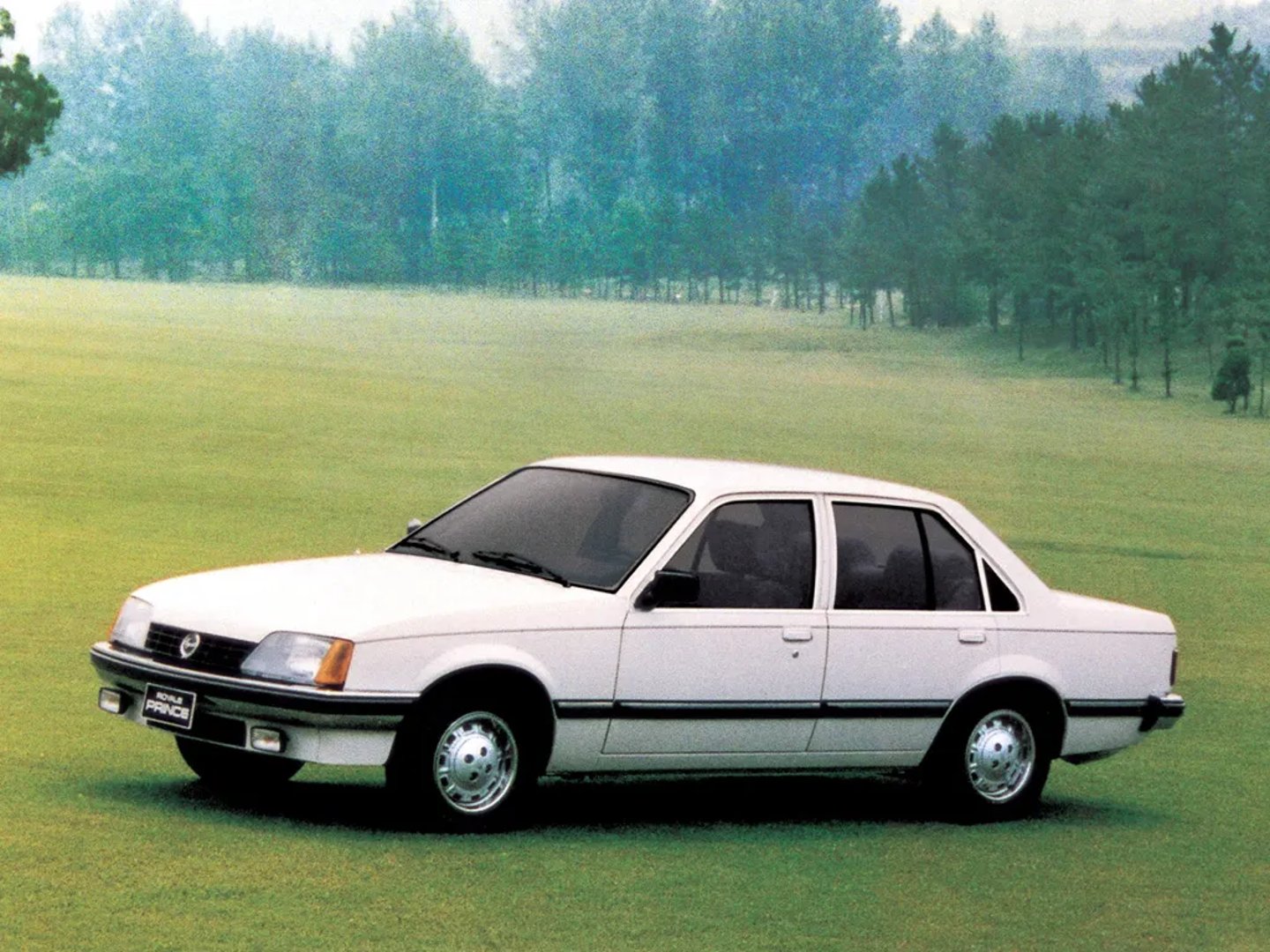 Daewoo_Royale_1_generation__Sedan__7.jpg
