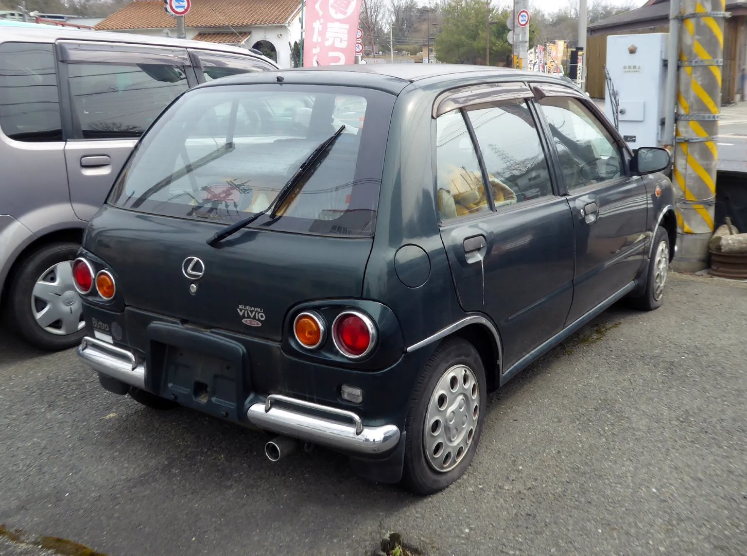 Subaru_Bistro_1_generation__Hatchback_5-door__3.jpg