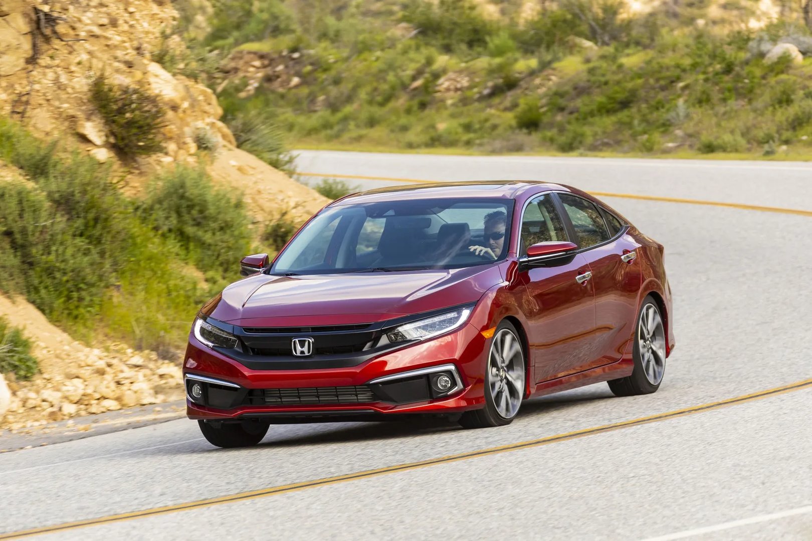 Honda_Civic_10_generation_restyling__Sedan__13.jpg