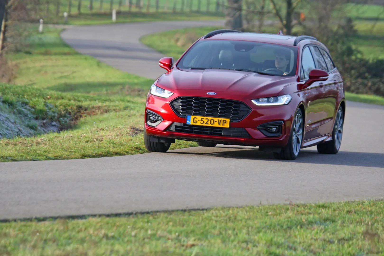 Ford Mondeo 5 generation, restyling  Estate 5-door