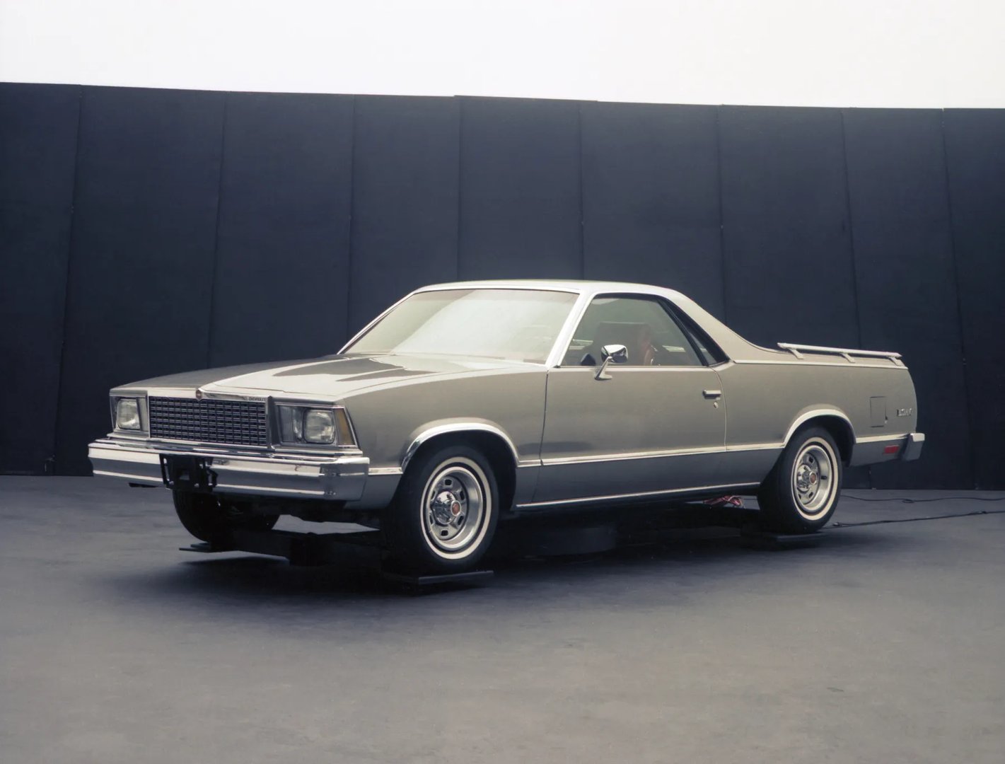 Chevrolet_El_Camino_5_generation__Pickup_single-cab__10.jpg