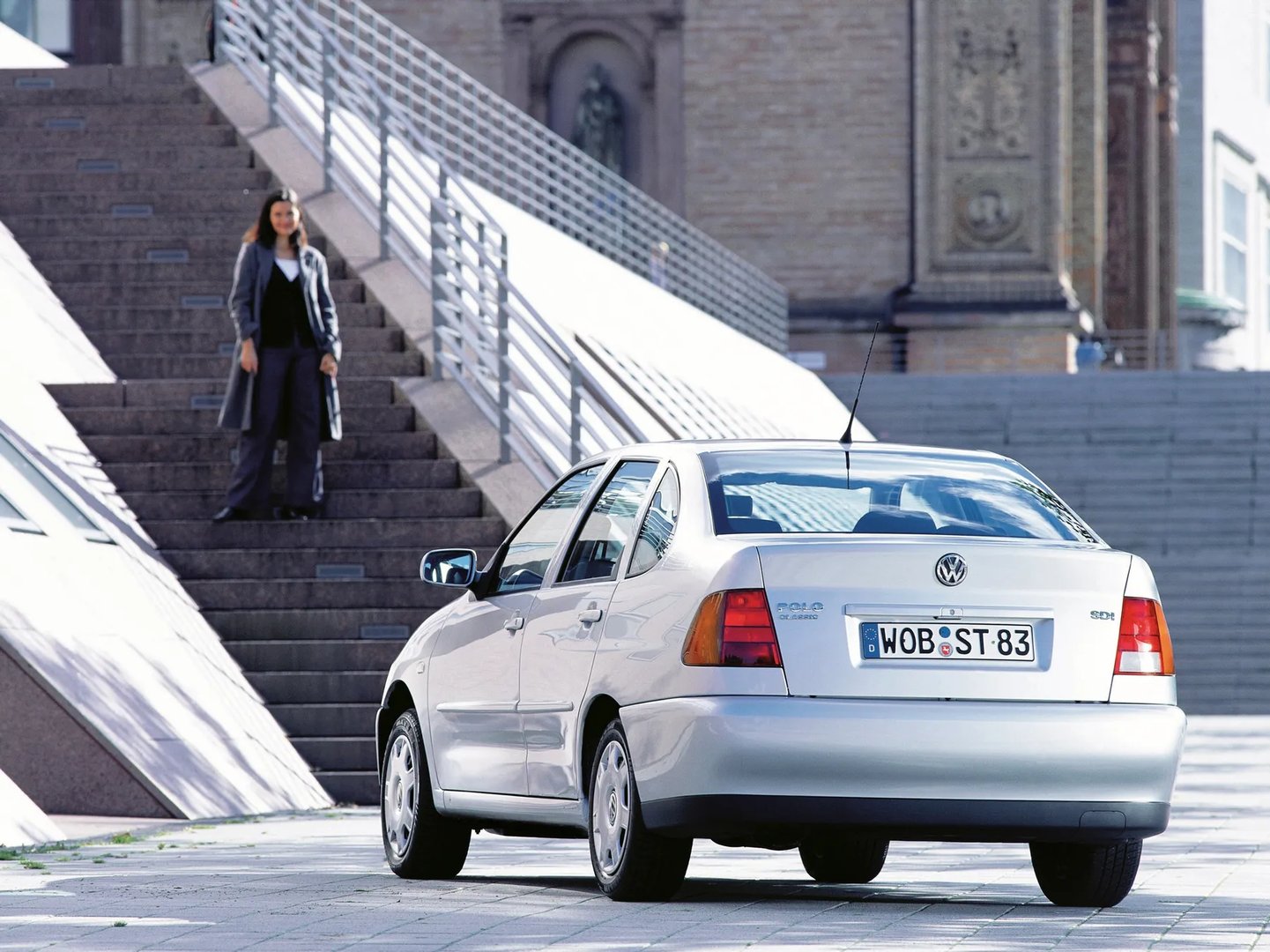 Volkswagen_Polo_3_generation__Sedan__10.jpg