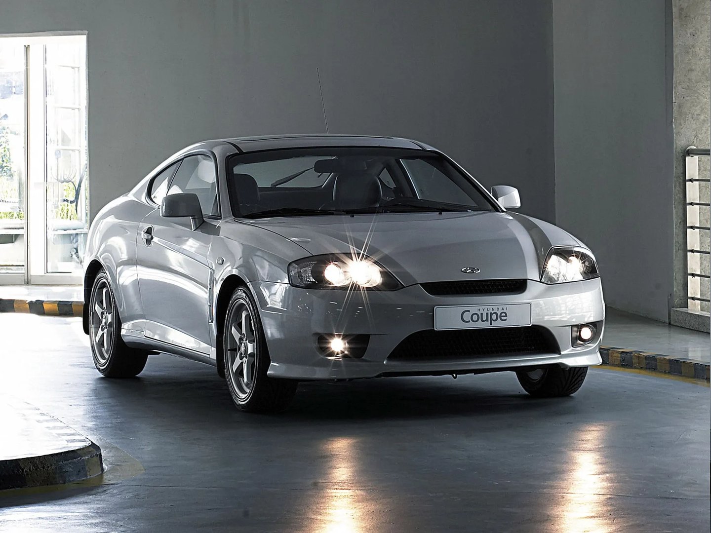 Hyundai_Coupe_2_generation__Coupe__6.jpg