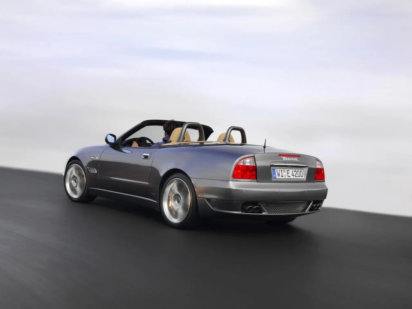 Maserati_4200_GT_1_generation__Cabrio__1.jpg