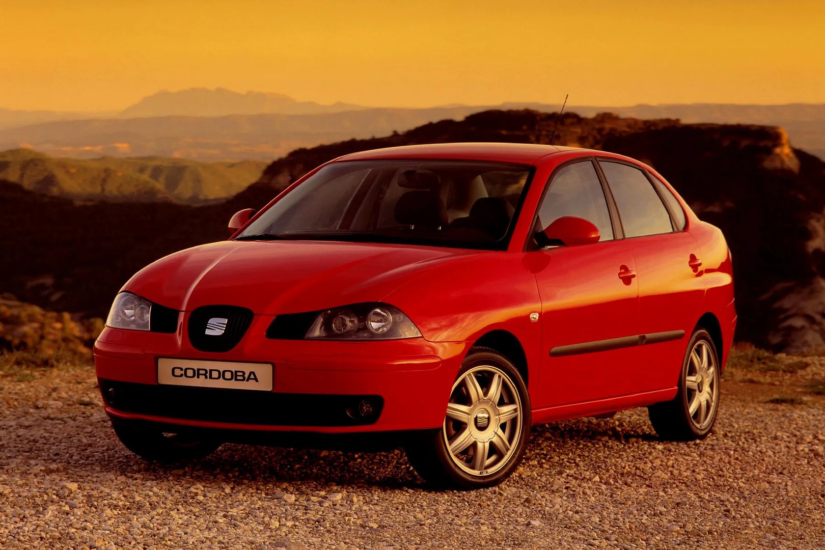 SEAT_Cordoba_2_generation__Sedan__5.jpg
