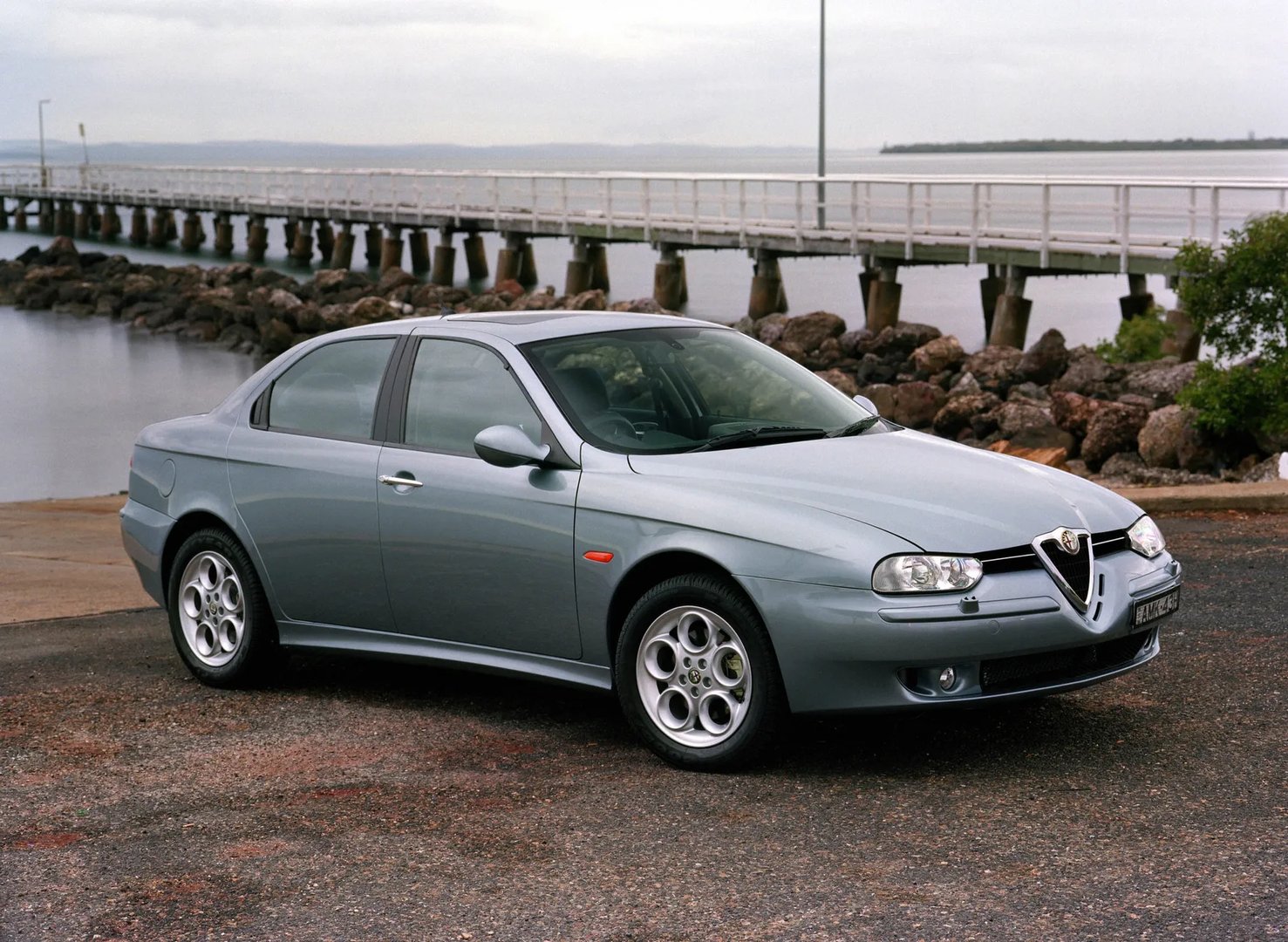 Alfa Romeo_156_1_generation_restyling_1__Sedan__1.jpg