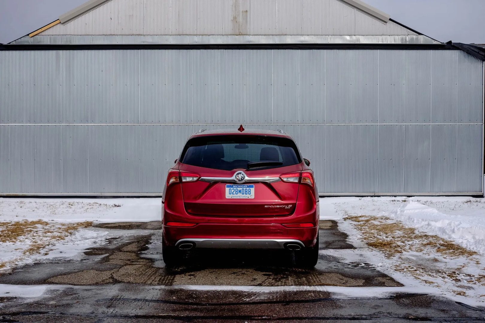 Buick_Envision_1_generation_restyling_1__SUV_5-doors__3.jpg