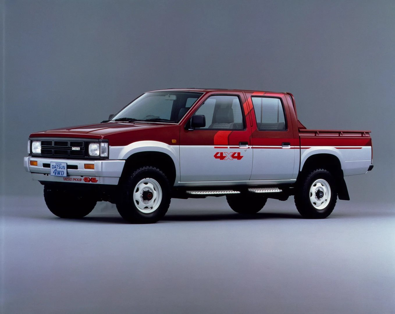 Nissan Pick Up 1 generation  Pickup double-cab
