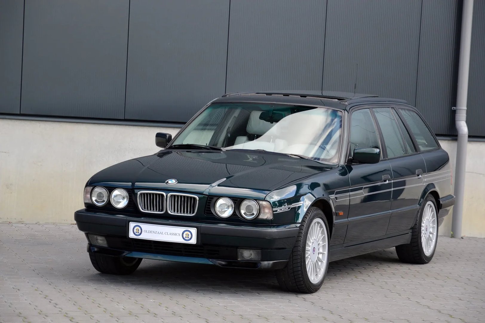 Alpina_B10_2_generation__Estate_5-door__2.jpg