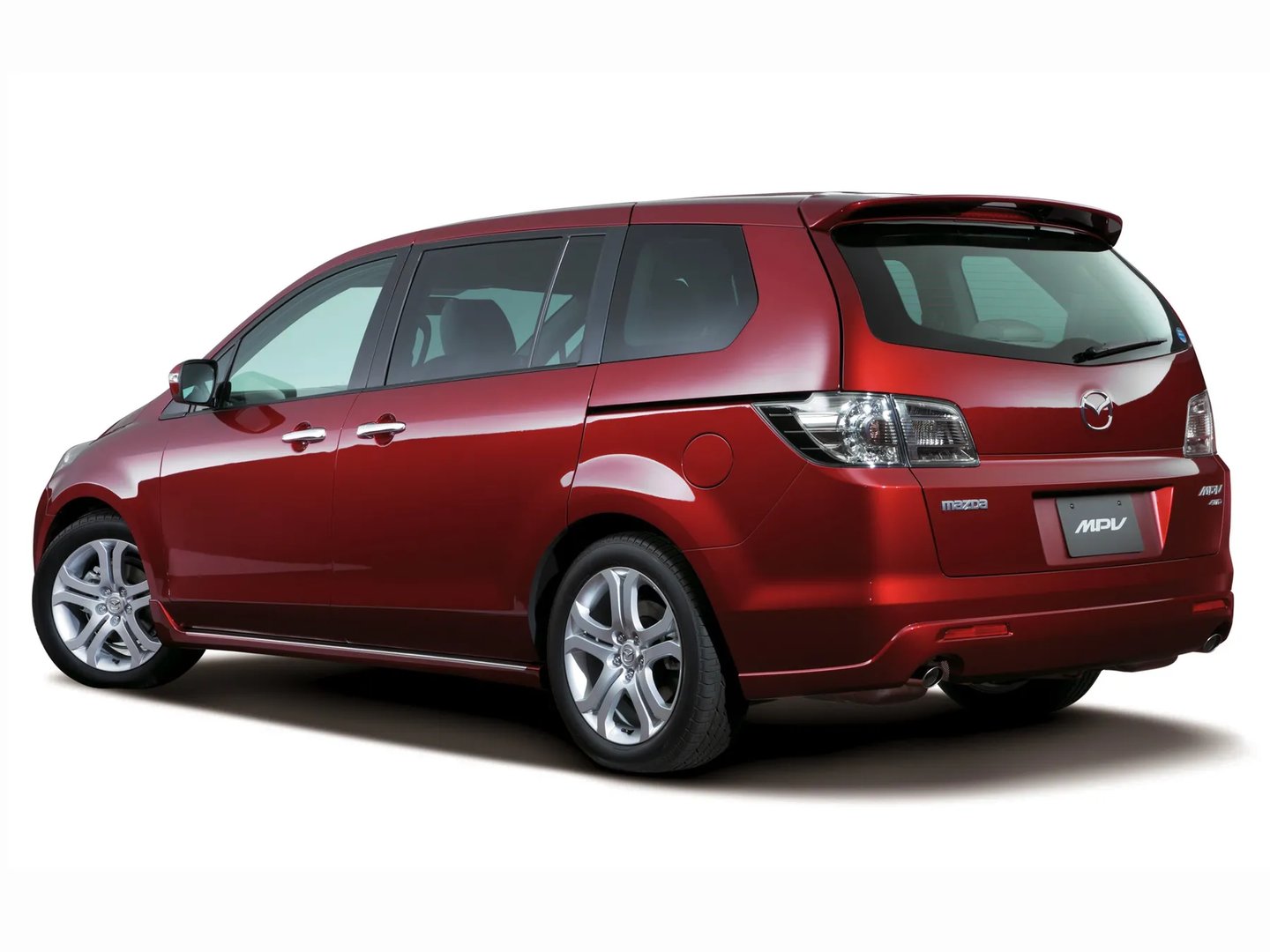 Mazda_MPV_3_generation__Compact_Van__12.jpg