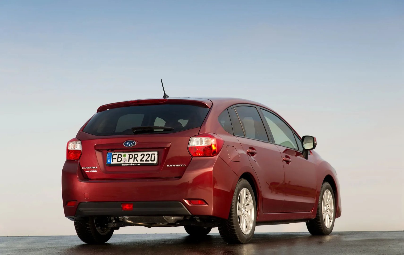 Subaru_Impreza_4_generation_restyling__Hatchback_5-door__8.jpg