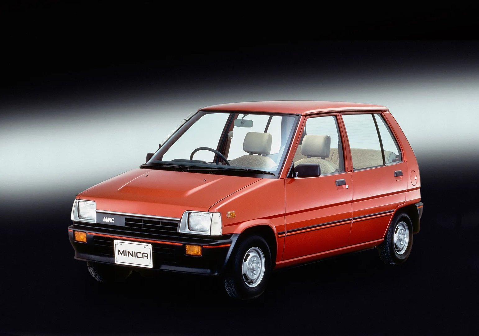 Mitsubishi_Minica_5_generation__Mini_5-doors__1.jpg